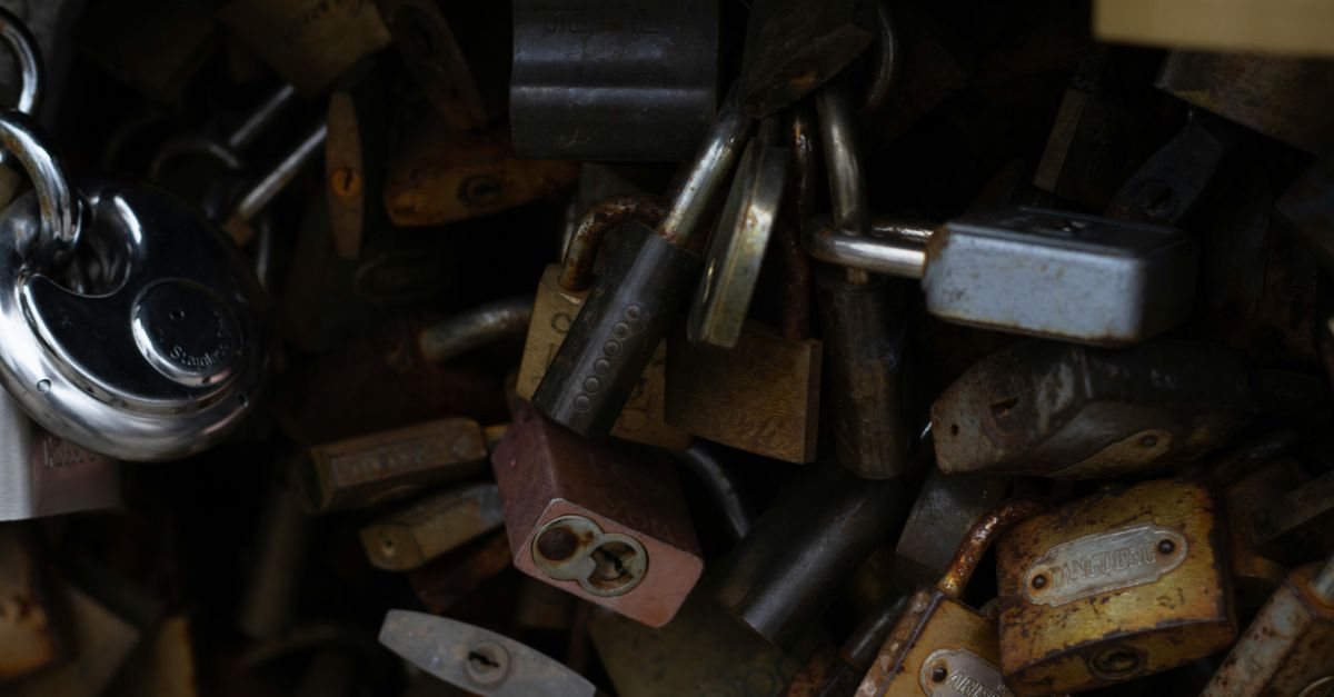 Where Is the Cheapest Locksmith — and How to Avoid Lowball Scams? — Expert Locksmith Pros