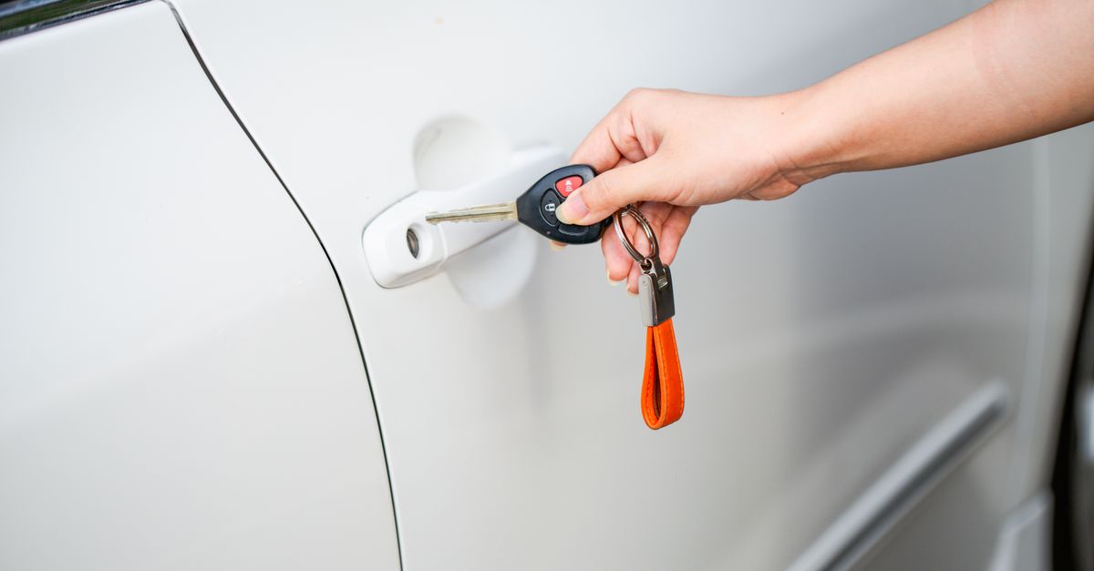 key maker professional — Expert Locksmith Pros